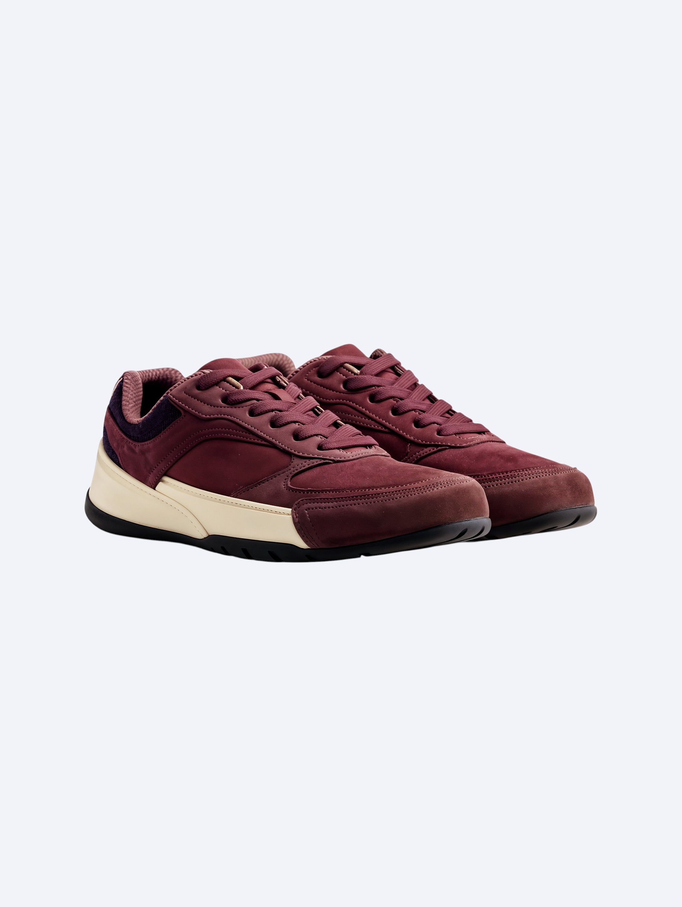 Classic Court Sneaker 5