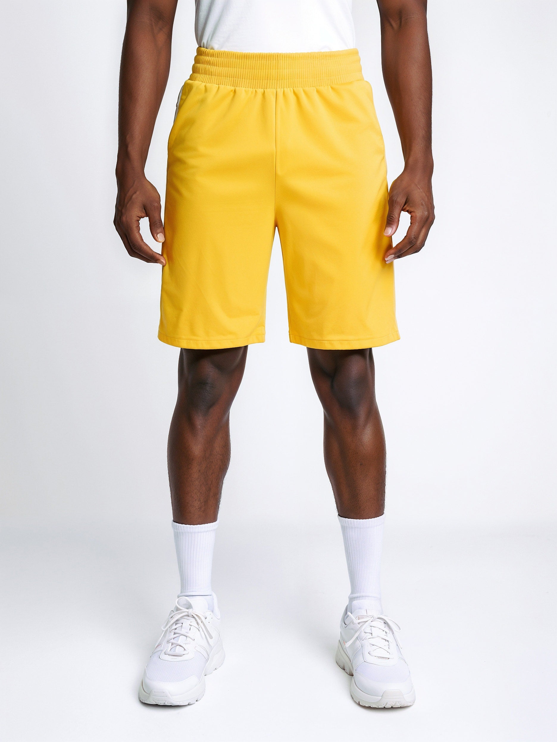 Active 1/4 Zip Shorts 3